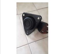 Coxim Motor Lado Esq Kia Cerato