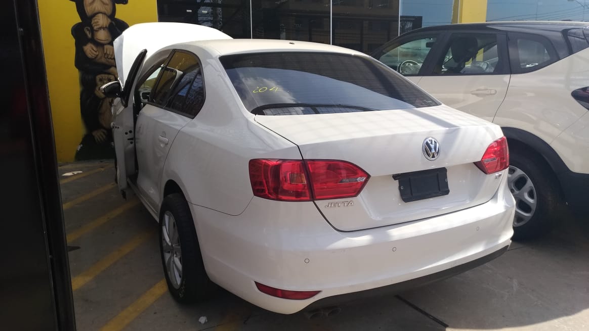 Sucata Vw Jetta Comfortline 2.0 8v 2013